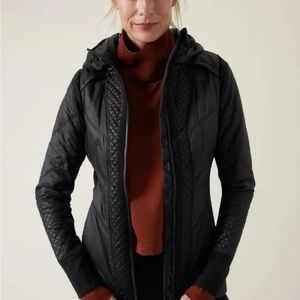 Athleta Rockridge Primaloft Jacket